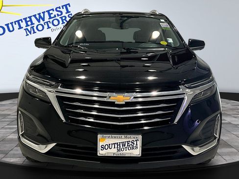 Used 2023 Chevrolet Equinox Premier AWD/4WD image 2