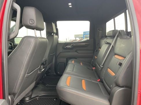 Used 2024 GMC Sierra 1500 AT4 w/ Technology Package image 18
