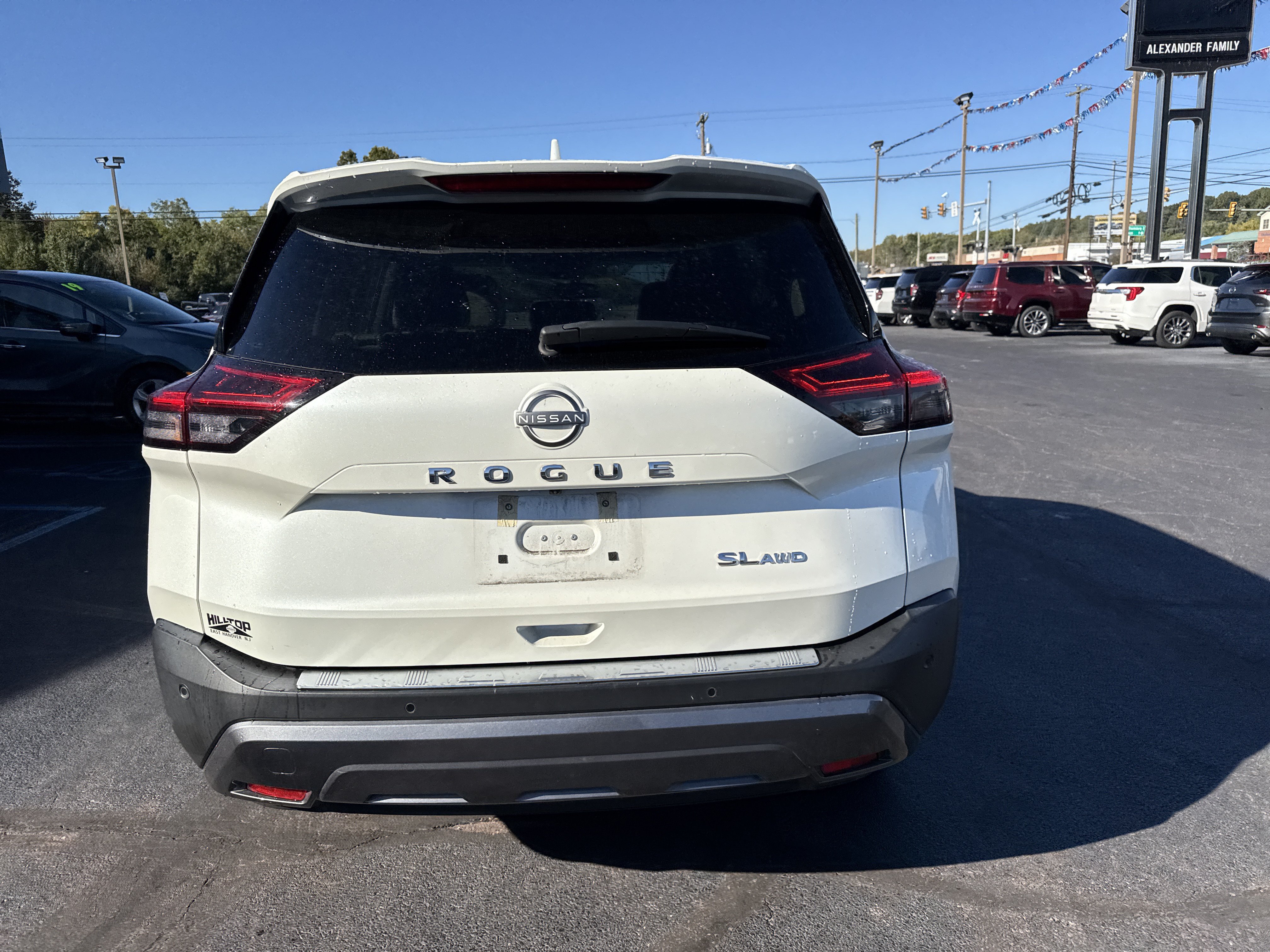 Used 2023 Nissan Rogue SL w/ SL Premium Package AWD/4WD image 4