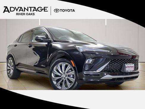 Used 2025 Buick Envista Avenir FWD image 1