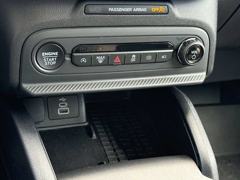 Used 2025 Ford Bronco Sport Big Bend w/ Convenience Package AWD/4WD image 22