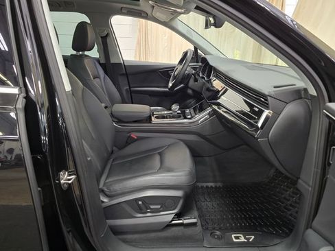 Used 2023 Audi Q7 3.0T Premium Plus AWD/4WD image 39