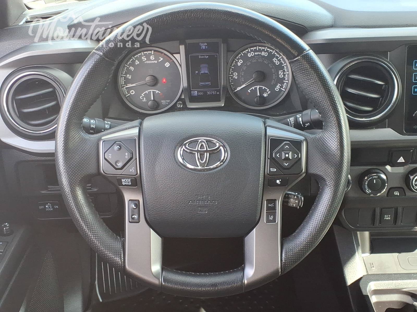 Used 2019 Toyota Tacoma TRD Sport AWD/4WD image 27