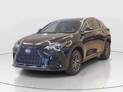 Used 2023 Lexus NX 250 FWD w/ Premium Package image 6