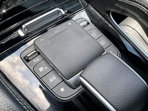 Used 2023 Mercedes-Benz GLE 450 4MATIC image 39