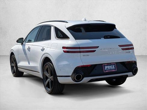 Used 2025 Genesis GV70 3.5T Sport w/ Sport Advanced Package AWD/4WD image 7
