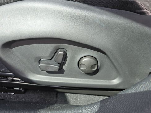 New 2025 Jeep Compass Limited w/ High Altitude Package image 11