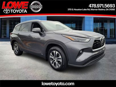 Certified 2025 Toyota Highlander XLE
