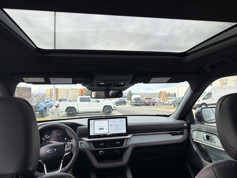 New 2026 Ford Explorer ST-Line w/ ST-Line Street Pack AWD/4WD image 15