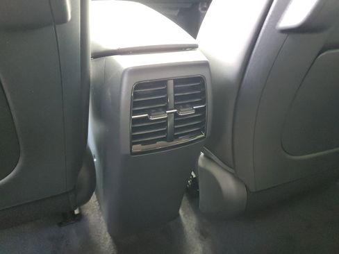 New 2026 Kia Niro Wind FWD image 12