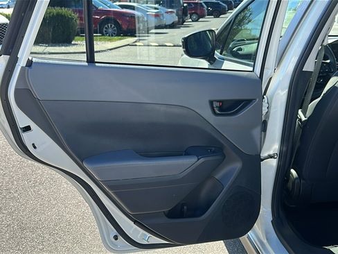 Certified 2024 Subaru Crosstrek 2.0i Premium image 21