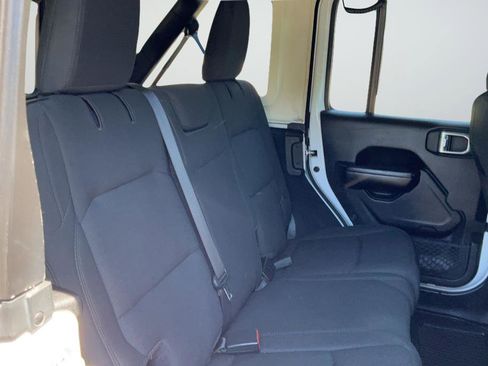 Used 2021 Jeep Wrangler Unlimited Sport AWD/4WD image 21