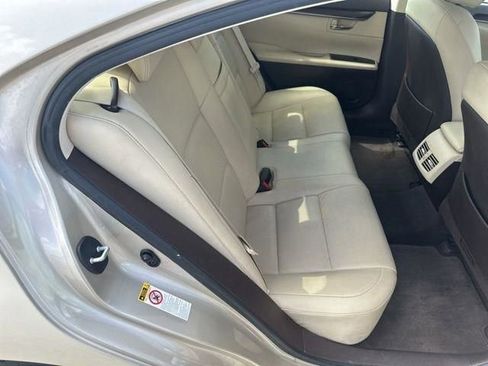 Used 2016 Lexus ES 350 w/ Premium Package w/Wood Trim image 47