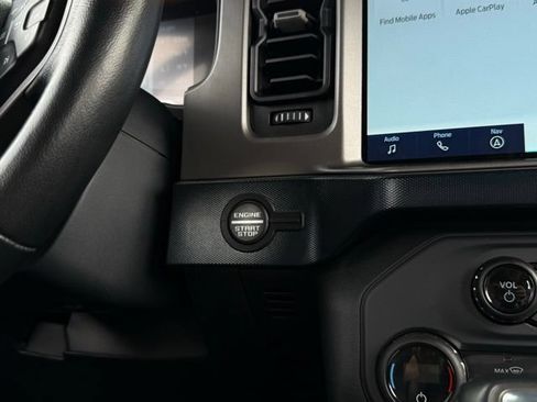 Used 2021 Ford Bronco First Edition AWD/4WD image 28