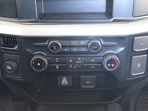 Used 2025 Ford F350 XL w/ XL Driver Assist Package image 19