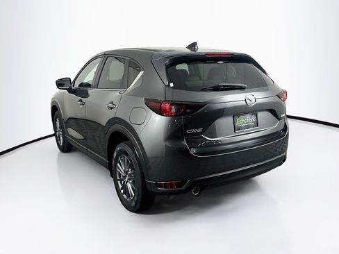 Used 2017 MAZDA CX-5 Touring FWD image 5