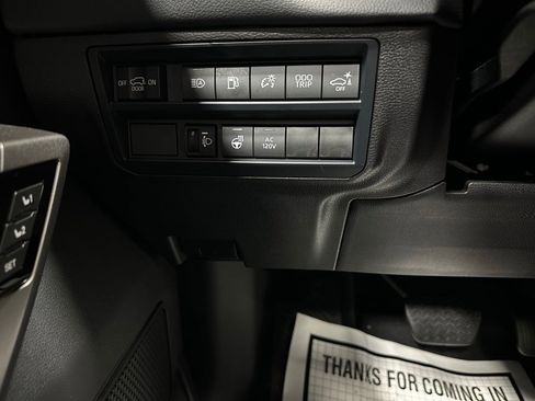 Used 2025 Toyota Sequoia Limited image 18