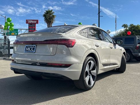 Used 2021 Audi e-tron Prestige w/ Prestige Package image 13