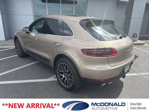 Used 2017 Porsche Macan S image 3