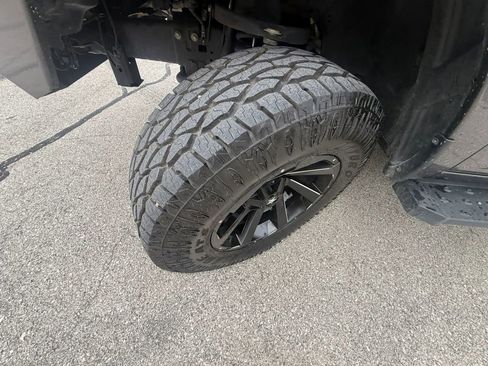 Used 2019 RAM 1500 Express w/ Express Value Package AWD/4WD image 11
