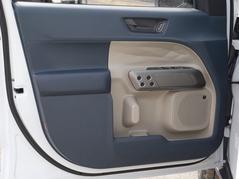 New 2026 Ford Maverick Lariat w/ 4K Tow Package image 34