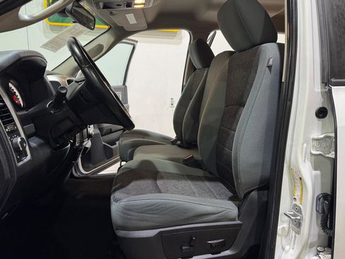 Used 2014 RAM 2500 Lone Star RWD image 11