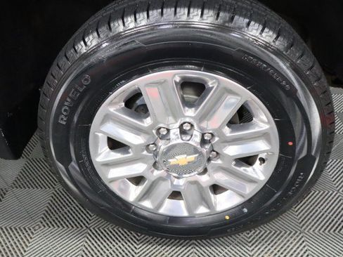 Used 2024 Chevrolet Silverado 2500 High Country w/ High Country Premium Package AWD/4WD image 90