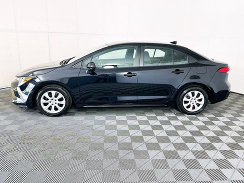 Used 2024 Toyota Corolla LE FWD image 6