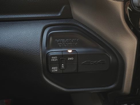 Used 2019 RAM 2500 Laramie image 22