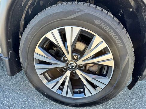 Used 2021 Nissan Rogue SV AWD/4WD image 31