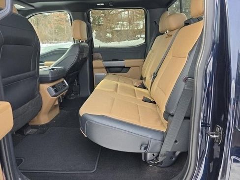 Used 2022 Ford F150 Lariat w/ Equipment Group 502A High image 3