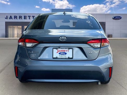 Used 2020 Toyota Corolla LE FWD image 6