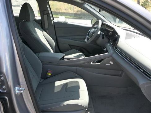 New 2025 Hyundai Elantra SEL w/ Cargo Package image 26