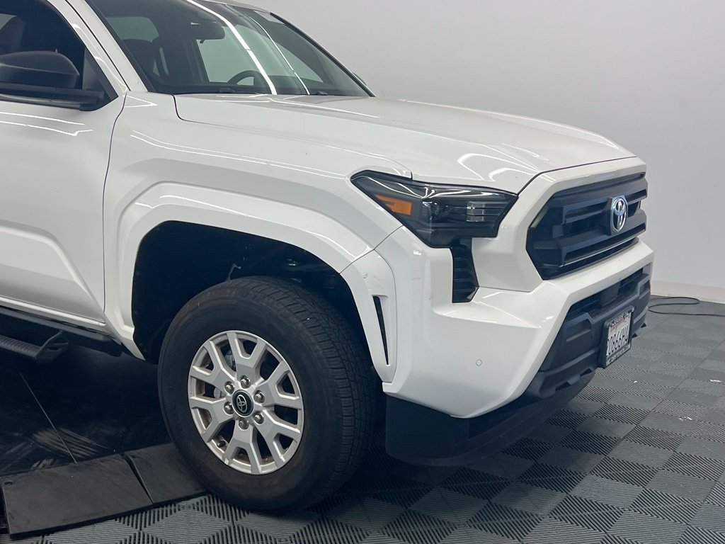 Used 2025 Toyota Tacoma SR w/ SR Upgrade Package RWD image 8