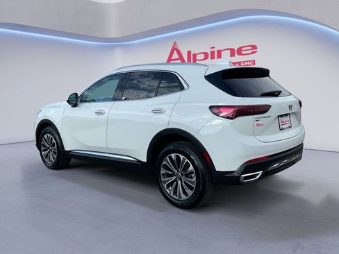 Used 2024 Buick Envision Preferred image 3