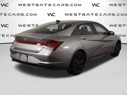 Used 2022 Hyundai Elantra Blue FWD image 44