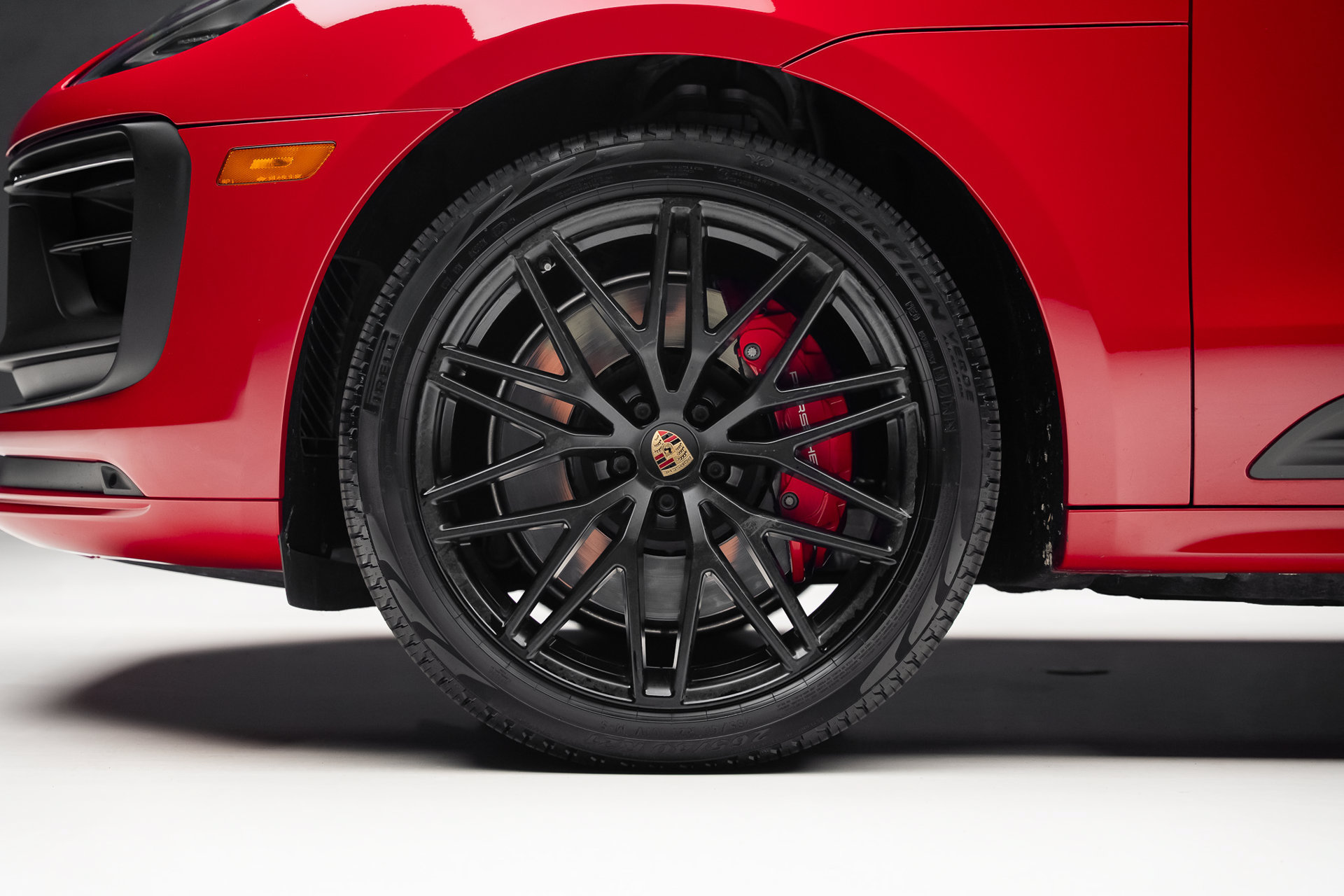 Used 2022 Porsche Macan GTS AWD/4WD image 19