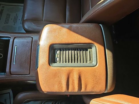 Used 2016 Chevrolet Suburban LTZ image 31