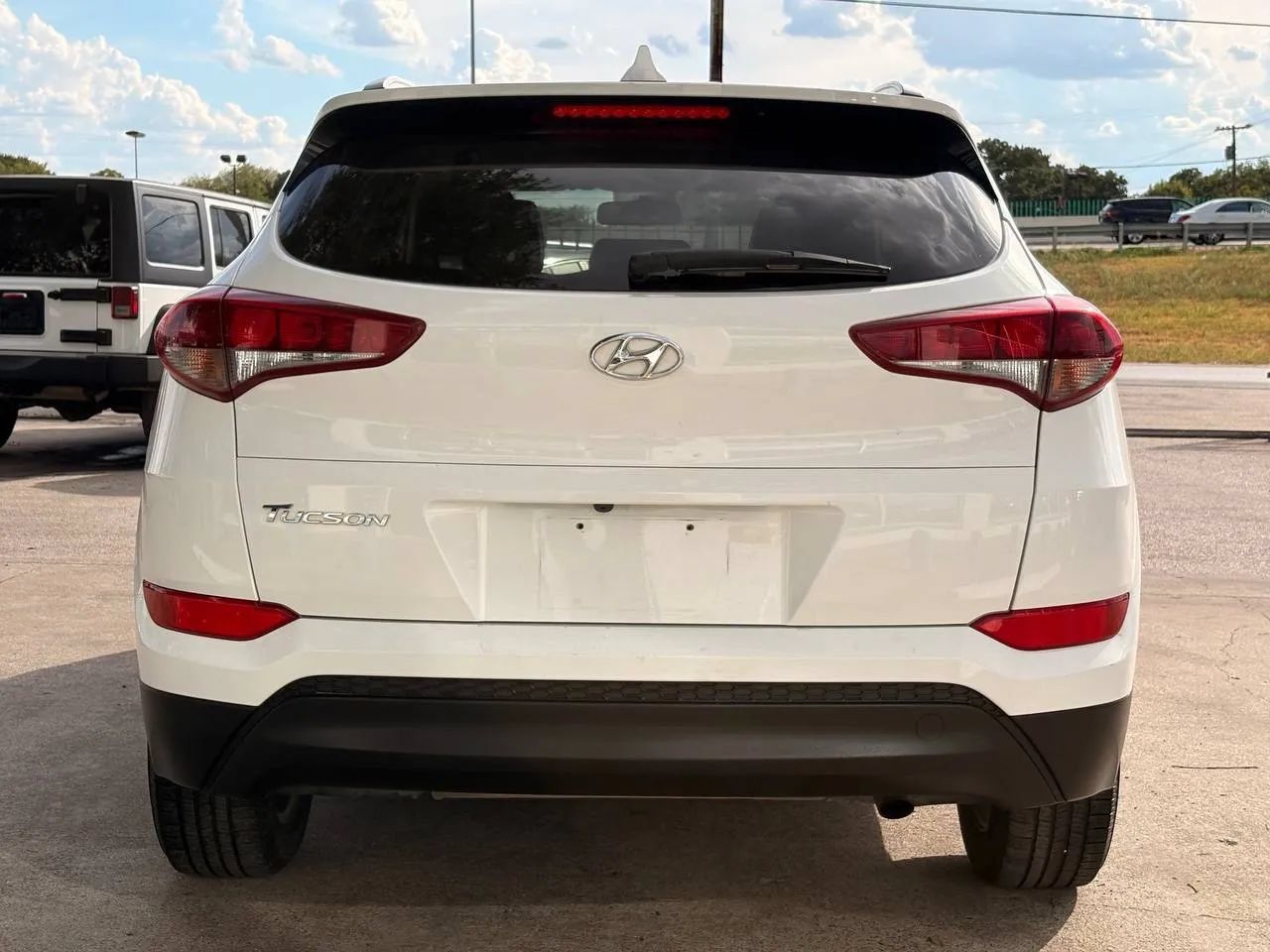 Used 2018 Hyundai Tucson SEL w/ Cargo Package FWD image 4