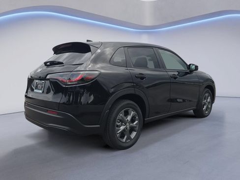 New 2027 Honda HR-V LX image 6