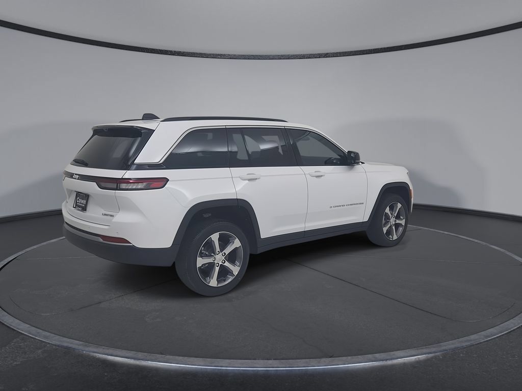 New 2026 Jeep Grand Cherokee Limited w/ Luxury Tech Group II AWD/4WD image 15