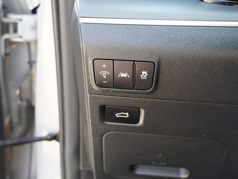 Used 2023 Kia K5 GT-Line FWD image 19