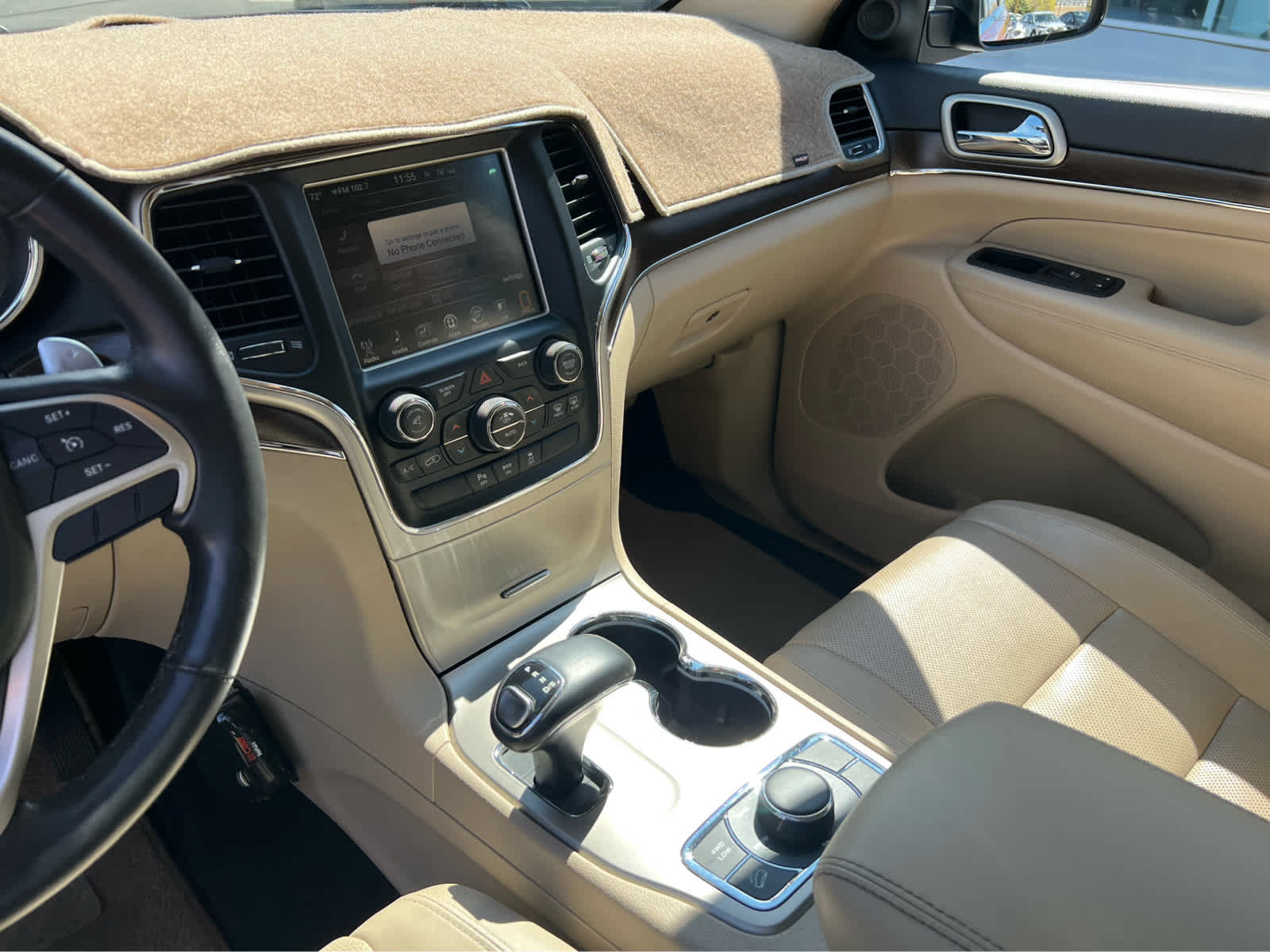 Used 2015 Jeep Grand Cherokee Limited AWD/4WD image 22