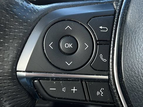 Used 2021 Toyota Avalon XSE FWD image 19