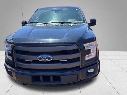 Used 2017 Ford F150 Lariat w/ Equipment Group 502A Luxury AWD/4WD image 2