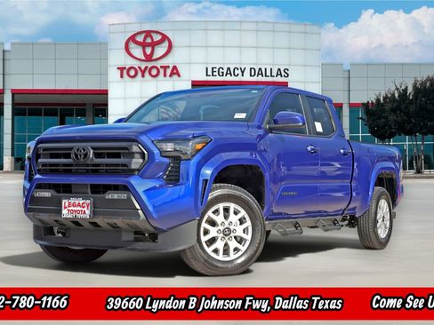 Used 2025 Toyota Tacoma SR5 AWD/4WD image 1