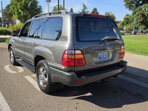 Used 1998 Toyota Land Cruiser w/ Leather Trim Pkg AWD/4WD image 7