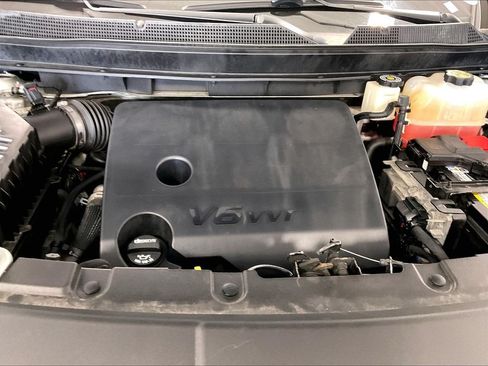 Used 2022 Chevrolet Traverse LS AWD/4WD image 30