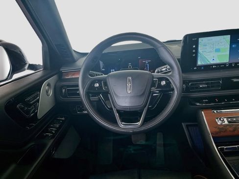 Used 2025 Lincoln Aviator Black Label w/ Jet Appearance Package AWD/4WD image 24