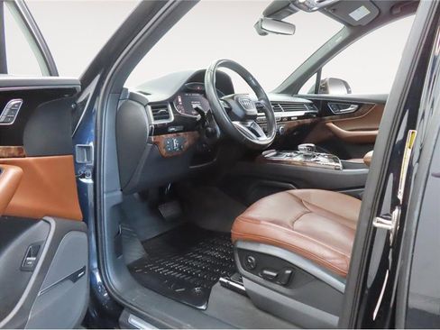 Used 2018 Audi Q7 3.0T Premium Plus w/ Premium Plus Package image 7